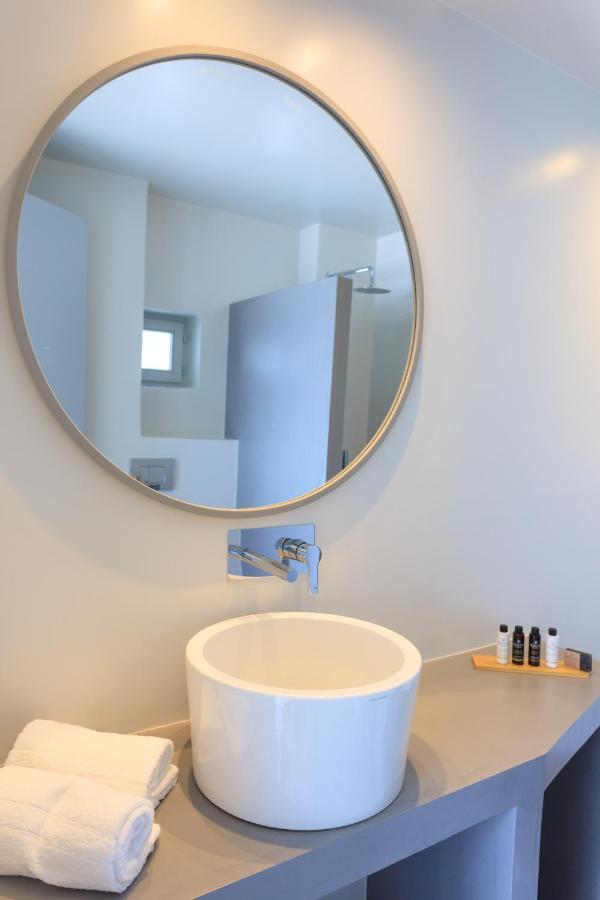 Iliades Luxury Boutique Suites Батси Экстерьер фото